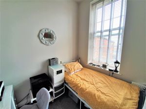 Photo 7- click for photo gallery